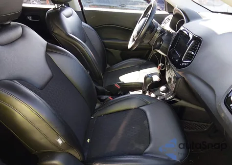 2021 Jeep Compass Altitude 4X4 from USA, damaged, VIN 3C4NJDBB1MT501061